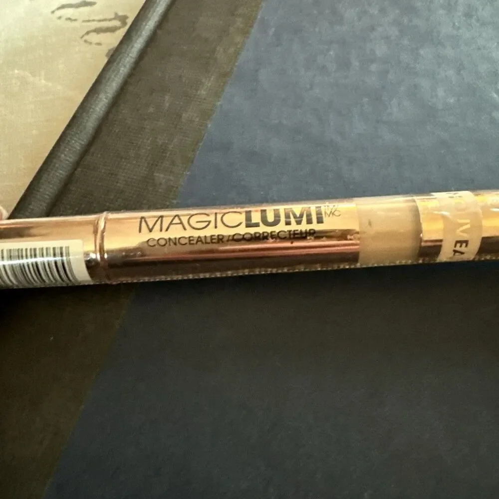 L'Oréal Paris Magic Lumi Highlighter Medium 864